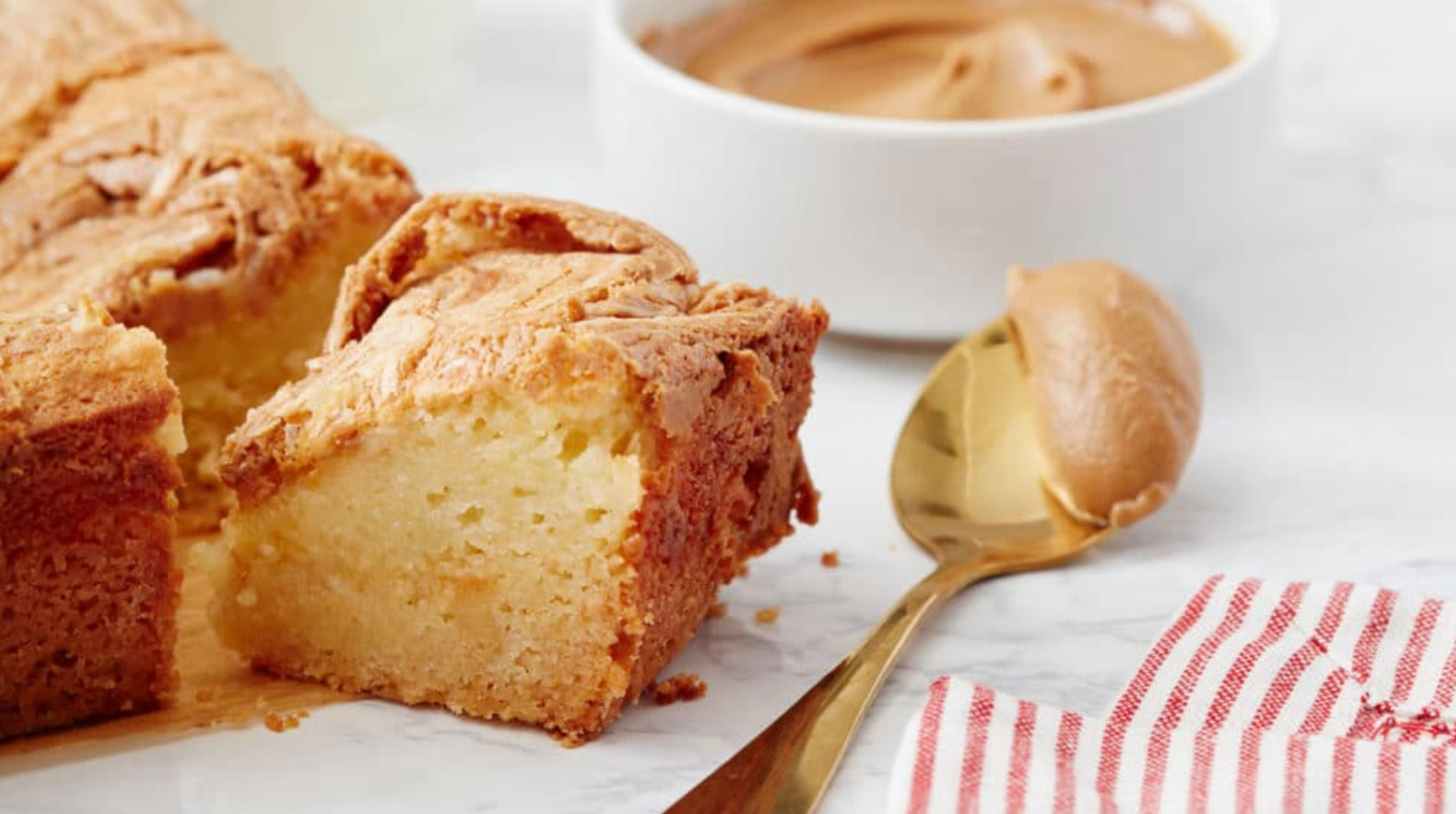 Miss Jones Baking Co|One-Bowl Cookie Butter Gooey Butter Bars Recipe