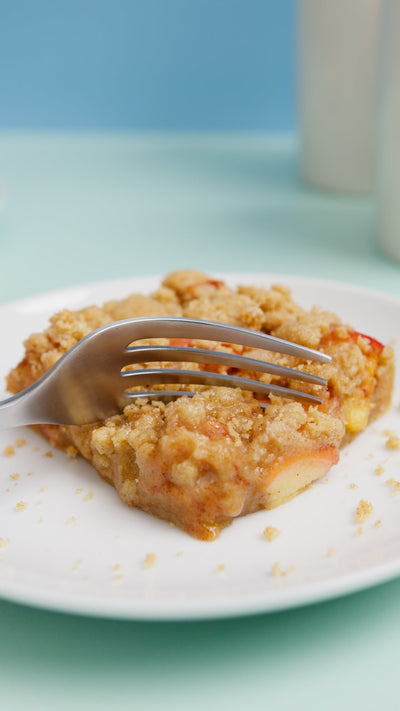 Gluten Free Snickerdoodle Toffee Crumble Apple Blondie Bars