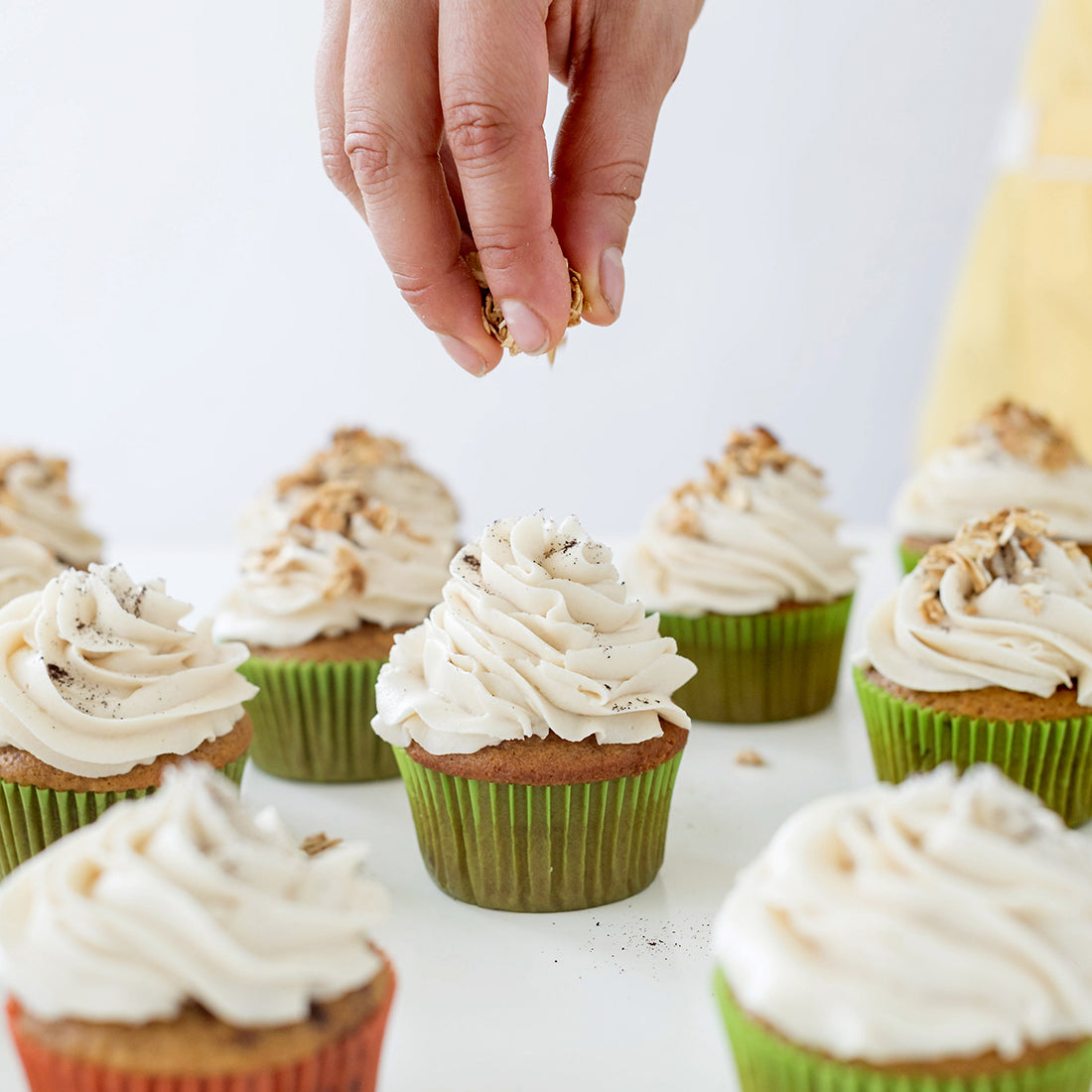 Organic Vanilla Cupcakes